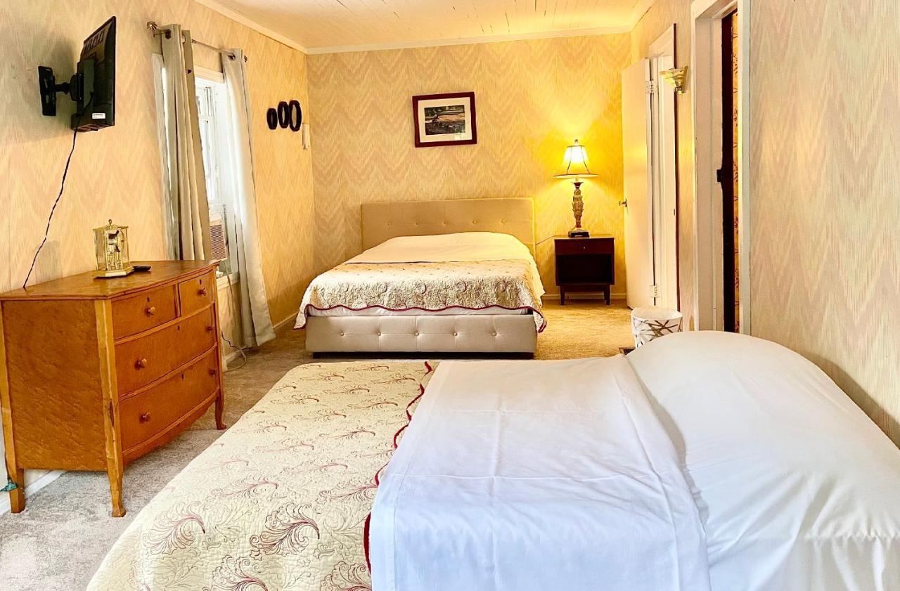 Rock Castle Resort Lake George Esterno foto