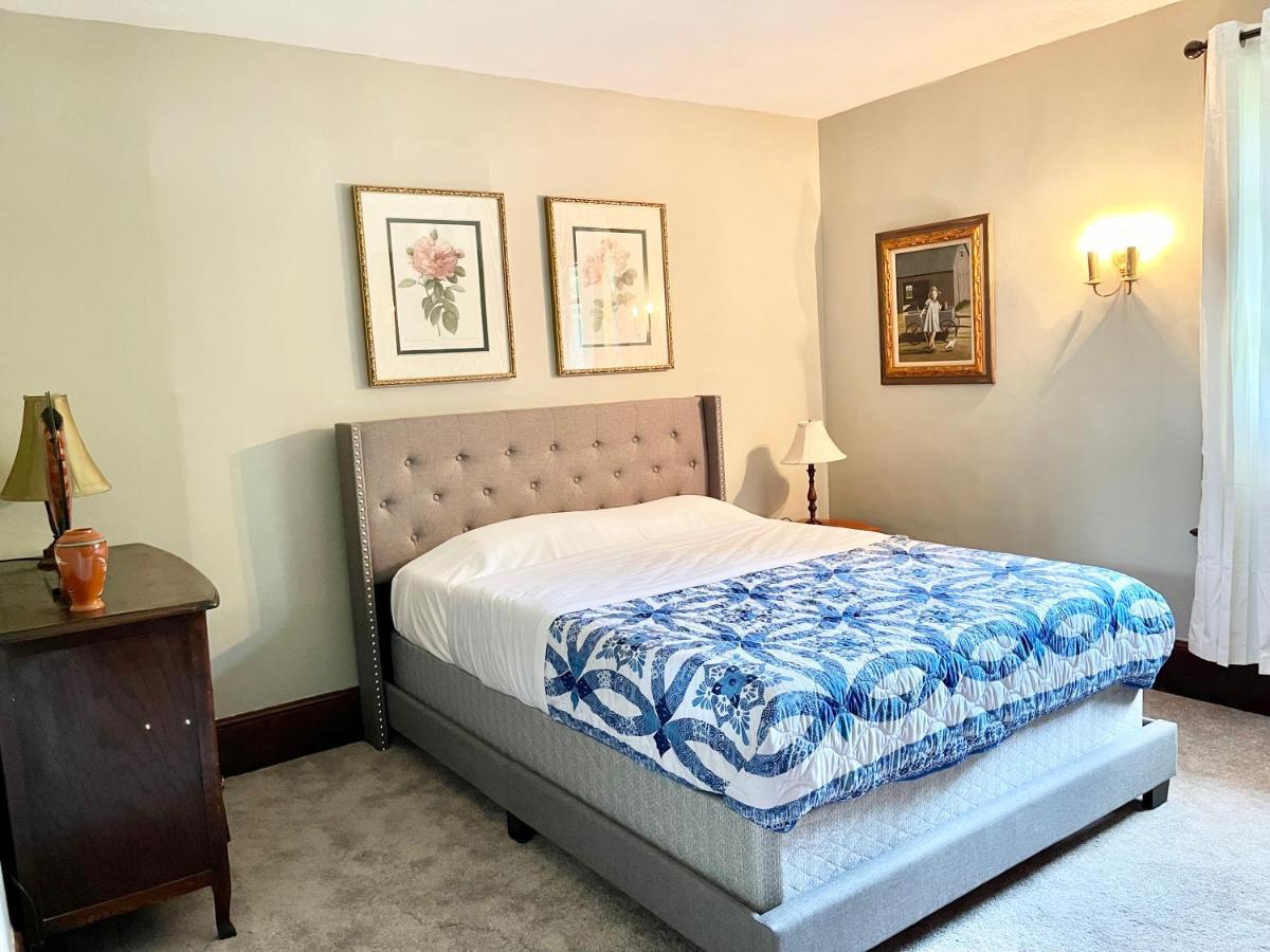 Rock Castle Resort Lake George Esterno foto