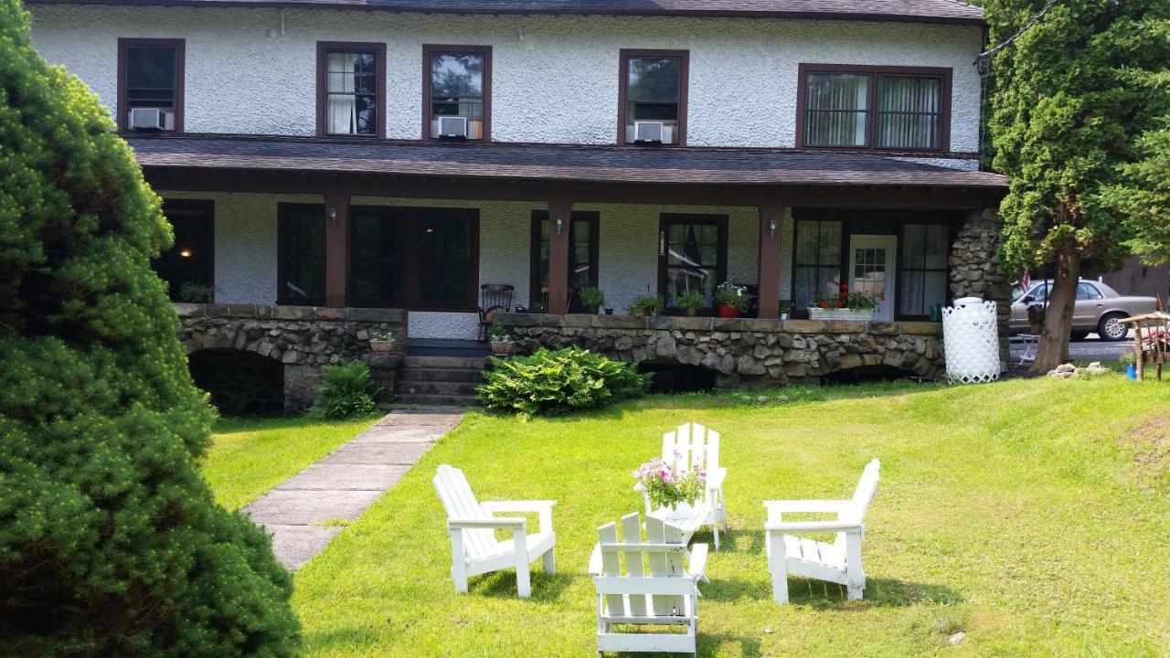 Rock Castle Resort Lake George Esterno foto