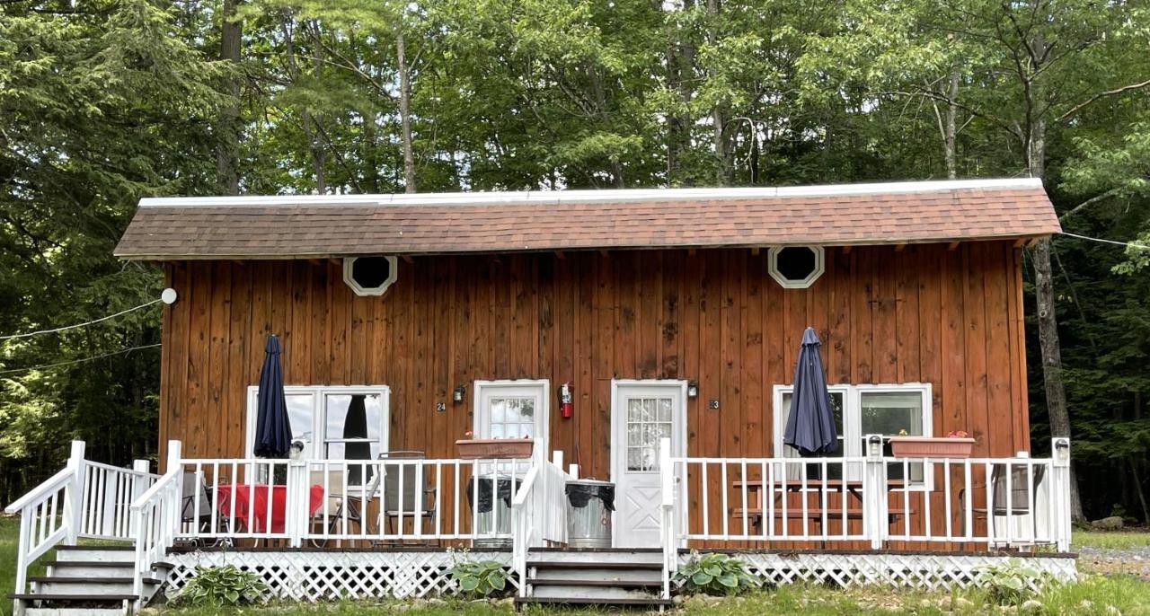Rock Castle Resort Lake George Esterno foto