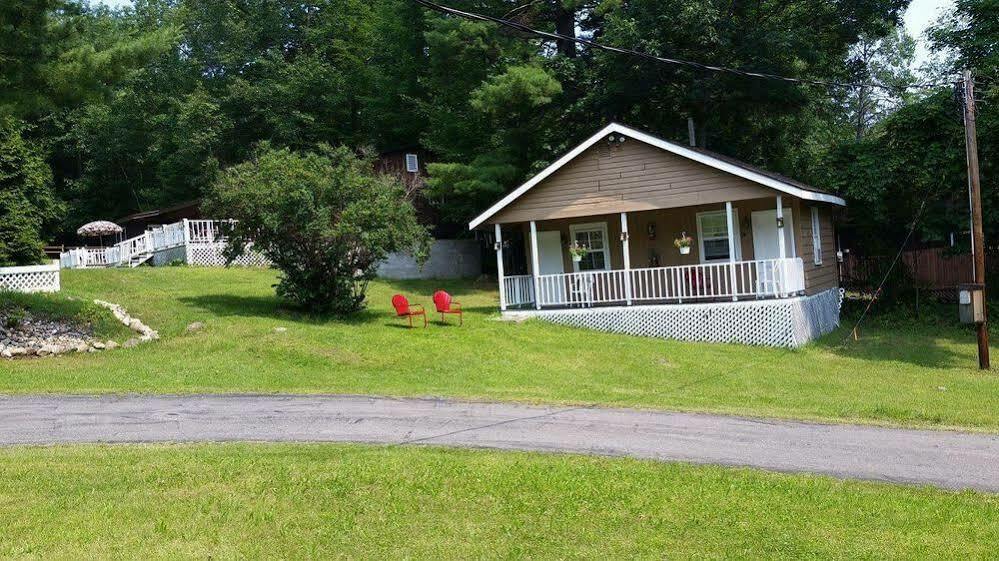 Rock Castle Resort Lake George Esterno foto