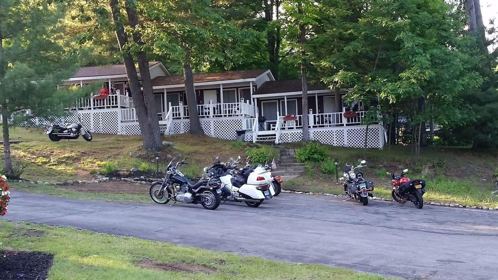 Rock Castle Resort Lake George Esterno foto